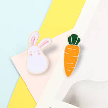 Desenhos animados animais esmalte pino bonito coelho branco cenoura personalizado broches saco roupas lapela pinos botão de metal emblemas jóias para mulher 2024 - compre barato