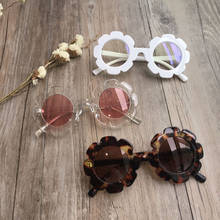 Детские солнцезащитные очки с круглыми цветами UV400 2024 - купить недорого