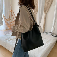 Большая сумка женская простая сумка на плечо большая Вместительная женская сумка 2020 новая популярная цветная сумка в иностранном стиле Диагональная Сумка для мамы и ребенка 2024 - купить недорого