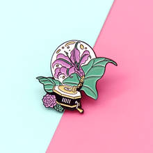 Retro Music box with flowers Enamel Brooch Hand gramophone Lapel Pin For those who like classical music Custom Badge 2024 - buy cheap