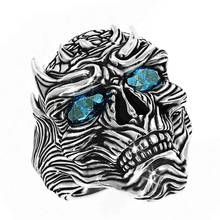 Ретро панк череп античные серебряные кольца для мужчин Хэллоуин вечерние ювелирные изделия Винтажное кольцо с модным голубым камнем скелет мужские подарки 2024 - купить недорого
