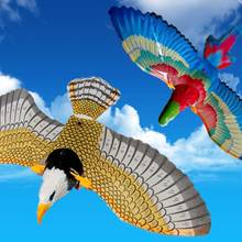 Электрический Орел Попугай Игрушка для птиц пластиковое звуковое крыло Летающий 360 градусов вращающийся детский открытый Летающий висит птица игрушки 2024 - купить недорого