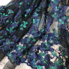 Красивая Ткань 3d кружевная бабочка из ткани, темно-синяя и Зеленая бабочка на черной тюлевой ткани, кружевная ткань для платья или штор, 1 ярд 2024 - купить недорого
