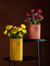 Креативная полосатая керамическая ваза, сушеные цветы, украшения для дома, украшение для гостиной, Цветочная композиция, декор для телевизора, кабинета, обеденного стола 2024 - купить недорого