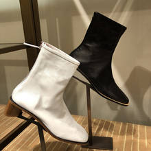 Botas de cuero con tacón grueso para Mujer, botines femeninos de tacón grueso, en color blanco y negro, a la moda, 2019 2024 - compra barato