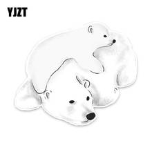 YJZT 12,6 см * 15 см мультфильм белый полярный медведь ПВХ животное наклейка автомобиля стикер C29-0666 2024 - купить недорого
