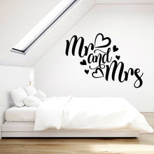 Calcomanía de pared de Mr And Mrs para decoración del hogar, pegatinas de vinilo decorativas con patrón de corazón de arte, amor romántico, familia, pareja, dormitorio, Z495 2024 - compra barato