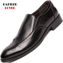 2021 Men Dress Shoes Gentleman Brogue Style Party Leather Wedding Shoes Flats Oxfords for Male Brogue Formal Business Footwear 2024 - compra barato