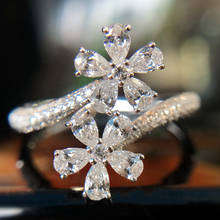 Роскошное женское Открытое кольцо с кристаллами и цветком, обручальные кольца серебряного цвета для женщин, изящное обручальное кольцо невесты с белым цирконием 2024 - купить недорого