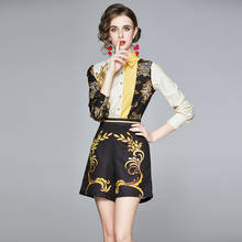 NRJ-6F-611-1-5572 Подиумные наборы 2020 Осенняя женская блузка с длинным рукавом и винтажным принтом Топ + шорты костюм комплект для женщин 2024 - купить недорого