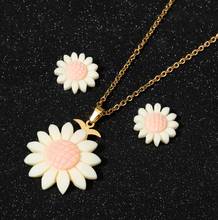 SMJEL New Fashion Simple Murakami Sunflower Necklaces Women Colorful Petals Resin Flower Pendants Necklaces Kids Christmas Gift 2024 - buy cheap