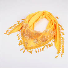 Корейский вышитый треугольный шарф с бахромой, модный солнцезащитный шарф, креативное пляжное полотенце, Женская шаль, высококачественный Женский шарф 2024 - купить недорого
