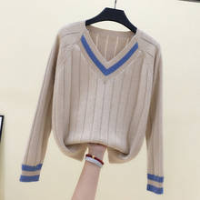 Пуловер женский трикотажный с V-образным вырезом и длинным рукавом 2024 - купить недорого