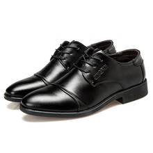 Homens oxfords sapatos de vestido de couro genuíno brogue rendas até sapatos casuais masculinos marca de luxo mocassins mocassins masculinos 2020 sapatos tamanhos grandes 2024 - compre barato