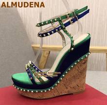 ALMUDENA-Sandalias de plataforma con remaches dorados para mujer, zapatos de gladiador con tachuelas de pirámide y tiras, de madera, envío directo, talla 43 2024 - compra barato