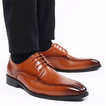 Zapatos de cuero con cordones para hombre, mocasines italianos Vintage formales, con cuña, para oficina y boda, talla grande, Oxfords, otoño 2024 - compra barato