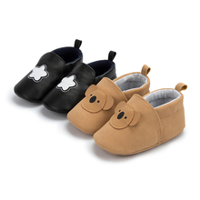 Sapatos de bebê da menina do menino do bebê sapatos urso estrela sola de borracha de couro anti-deslizamento da criança primeiros caminhantes recém-nascidos sapatos berço mocassins 2024 - compre barato