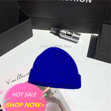 Gorros de mujer de punto de algodón liso Simple de invierno cálido para mujer Skullies todo-fósforo de moda nuevo Harajuku Chic estudiantes sombreros de ocio 2024 - compra barato