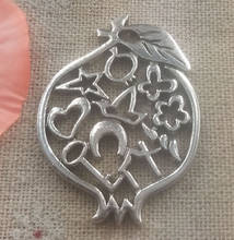33 pcs tibetan silver leaves charms pendant 42x32mm #4964 2024 - купить недорого