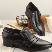 Sapatos casuais masculinos de couro de patente, mocassim respirável de marca 2020, sapatos italianos para dirigir plus size 38-44 2024 - compre barato