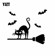 YJZT-pegatina de vinilo para coche, calcomanía divertida de decoración de murciélagos y escobas de gato de Halloween, color negro/plateado, 15,5x13,5 cm, C24-1827 2024 - compra barato