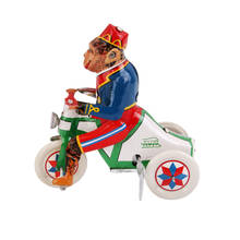 Ретро заводная обезьяна на машине заводная металлическая жестяная игрушка коллекционный подарок 2024 - купить недорого