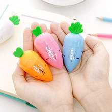 Sacapuntas de plástico con forma de zanahoria Kawaii para niños, sacapuntas creativo de plomo para mano, papelería coreana, suministros escolares y de oficina 2024 - compra barato