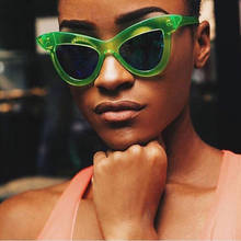Gafas De Sol con forma De ojo De gato para mujer, anteojos De Sol femeninos con espejo, UV400, estilo mariposa, color rojo y verde 2024 - compra barato