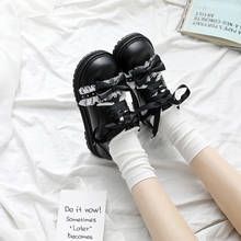 Милые теплые зимние кожаные туфли на толстой платформе с плюшевой подкладкой в стиле Лолиты для девочек 2024 - купить недорого