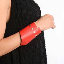 TOTABC роскошные кожаные браслеты с заклепками для женщин ручной работы зарядный кабель кожаный браслет ювелирные изделия крутые оптовая продажа 2024 - купить недорого