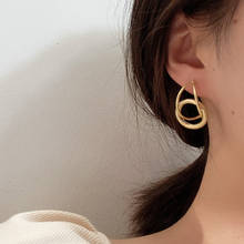 Korean Wave Twisted Circle Earrings Aesthetic Geometric Statement Stud Earrings for Women Girls Gift Accessories Fashion Jewelry 2024 - buy cheap