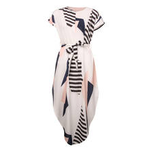 Женское платье-макси с коротким рукавом, V-образным вырезом и геометрическим принтом 2024 - купить недорого