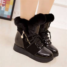 Botas de neve femininas de lã natural, tornozelo quente e confortável com cadarço, sapatos baixos, decoração de metal 2024 - compre barato