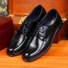 Sapatos sociais masculinos de couro, calçado estilo oxford macio de trabalho, ponta fina em couro, novo, 2020 2024 - compre barato