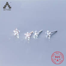 Женские серьги-гвоздики из серебра 925 пробы, с бриллиантами 2024 - купить недорого