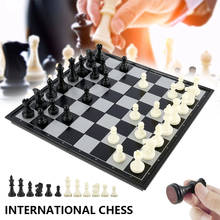 Магнитный деревянный складной Шахматный набор, международные Шахматные настольные игры, подарок для взрослых и детей, семейная развлекательная игра, шахматная доска 32*32 см 2024 - купить недорого
