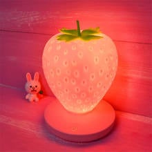 Luz LED nocturna regulable táctil, lámpara de noche de fresa de silicona, USB, para bebés y niños, regalo, decoración de dormitorio 2024 - compra barato