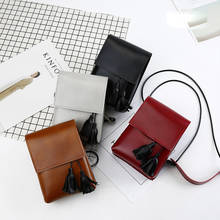 Bolso de hombro de estilo coreano para mujer, Mini bolso cuadrado Simple con borla, bandolera para teléfono móvil 2024 - compra barato