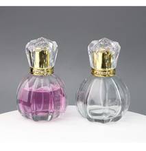 Botella de vidrio transparente con espray para Perfume, frasco de vidrio cuadrado de 50ml, envases rellenables de fragancia vacíos, venta al por mayor 2024 - compra barato
