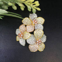 Linika broche delicado com três flor de ameixa, joia da moda, pingente duplo uso para festa de casamento, presente popular com micro pavimentos 2024 - compre barato