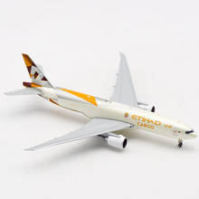 Модель самолета, 16 см, в масштабе 1:400, B777-200, A6-DDD, авиакомпании Etihad Cargo Airlines W, на пластиковой основе, из сплава, коллекционный дисплей 2024 - купить недорого
