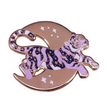 Фантастическая фиолетовая Луна Тигр отворот булавка украсит вашу коллекцию гардероба 2024 - купить недорого