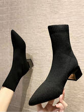Calcetines y botas con punta estrecha para mujer, botas cortas de tacón medio grueso, elásticas, color rojo, negro, invierno, 2020 2024 - compra barato