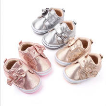 Модная новая детская обувь прекрасная обувь с бантиком для малышей, начинающих ходить, мягкие кроссовки, весенне-осенняя повседневная обувь для мальчиков и девочек 2024 - купить недорого