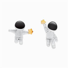 New Personality Creative Space Astronaut 925 Sterling Silver Jewelry Fashion Asymmertic Five-pointed Star Stud Earrings SE961 2024 - buy cheap