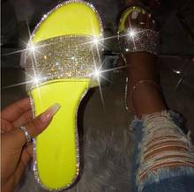 Zapatillas de verano con cristales brillantes para mujer, chanclas planas suaves y brillantes de Color caramelo, chanclas de interior, zapatos de playa calientes 2024 - compra barato