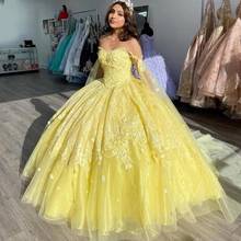 Vestido flores amarelo claro de quinceañera, vestido floral, renda, alças espaguete, apliques, aberto, formatura, volta às aulas 2024 - compre barato