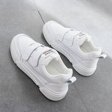 Zapatos blancos con Velcro para mujer, zapatillas informales transpirables para correr y estudiantes, novedad de primavera 2024 - compra barato