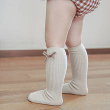 Meias infantis resistentes com laço alto, meias longas e quentes para recém-nascidos de 10 grânulos, para primavera e outono 2024 - compre barato