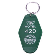 LLavero de hotel retro en verde pino de alta vida, accesorio para llaves de hotel, charm 2024 - compra barato